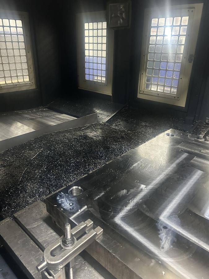 Used Johnford DMC-2600SH CNC Double Column Bridge Type Vertical Machining Center