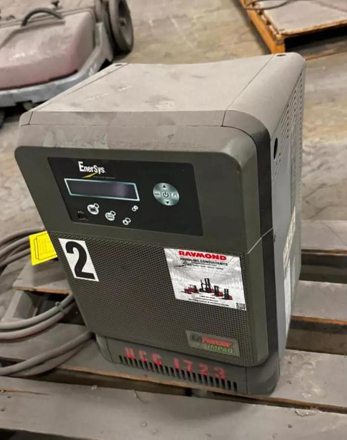 Used EnerSys Impaq EI3-HL-4Y  smart industrial forklift battery charger
