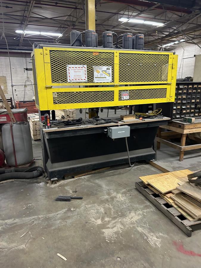 Used 8 SPINDLE X 24" X 86" CEMCO MULTI-HEAD GANG DRILL & BORING MACHINE
