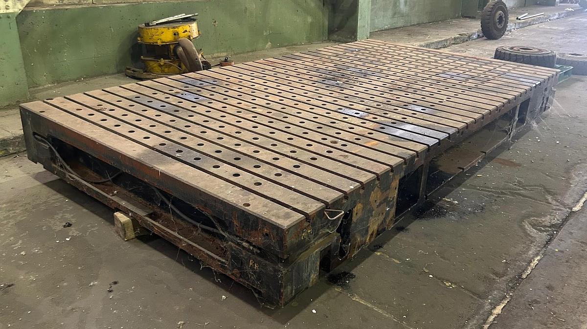 Used 15' x 8' T-Slotted Bolster Plate