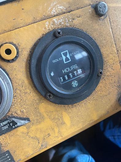 Used Broderson 30,000-Lb Capacity Crane RT-300-B