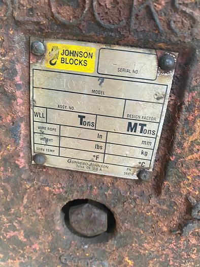 Used Broderson 30,000-Lb Capacity Crane RT-300-B