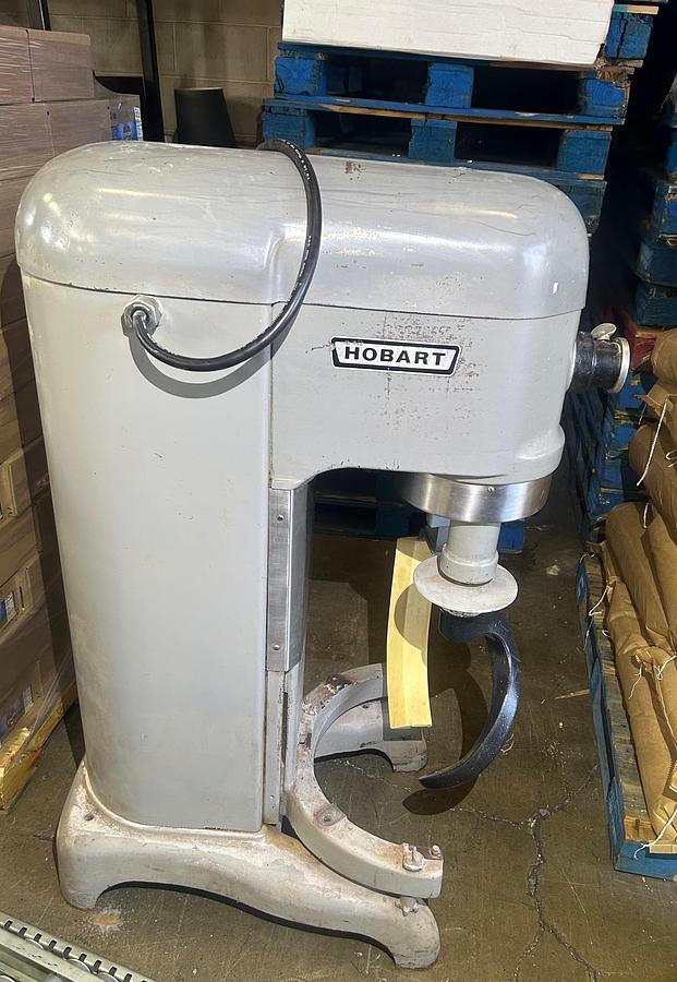 Used 60 Quart Hobart H 600 Mixer