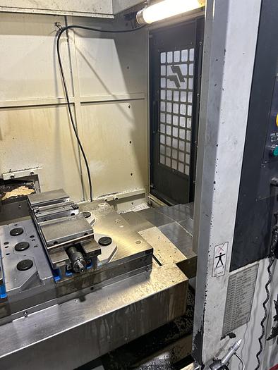 Used 2007 FEELER VM-40SA CNC VERTICAL MILL