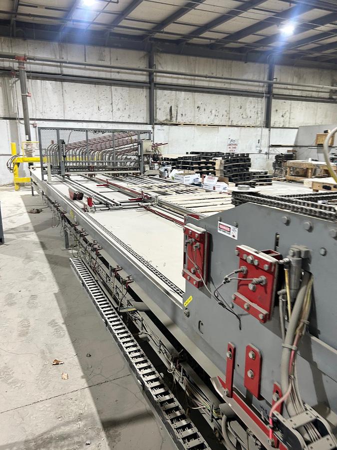 Used Woodpecker Pallet Nailing Machine