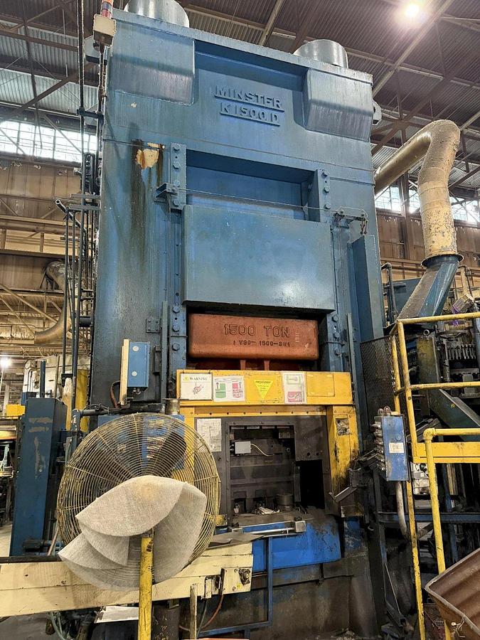 Used 1500 TON MINSTER KNUCKLE JOINT PRESS WITH 12" STROKE