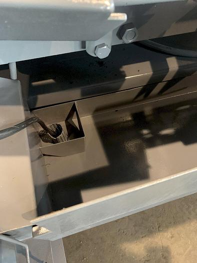 Used W.F. Wells  WF 9-18 Twin Column Horizontal Band Saw