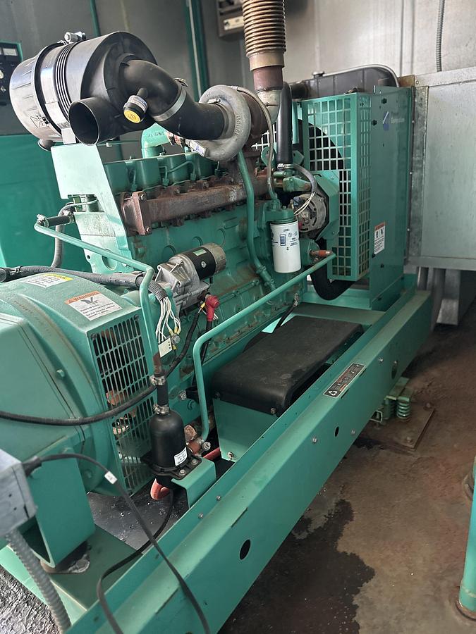 Used Cummins Power Generation Automatic Transfer Switch (ATS), Model: OTPCC-5631919