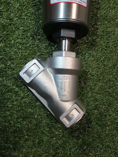 Burkert  2-Way Angle Control Valve 2100 A 40M PTFE, Part #: 00213635