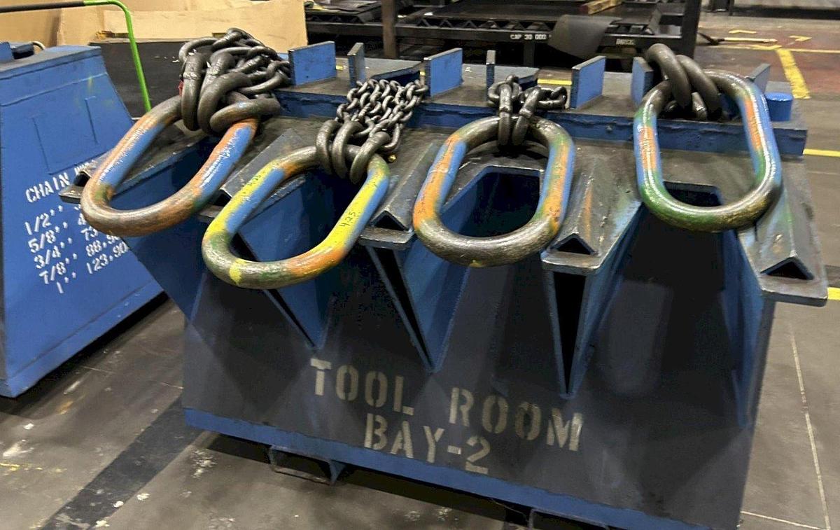 Used HEAVY DUTY LIFTING CHAINS W/ ROLLING STAND/CABINET (5+ Available)