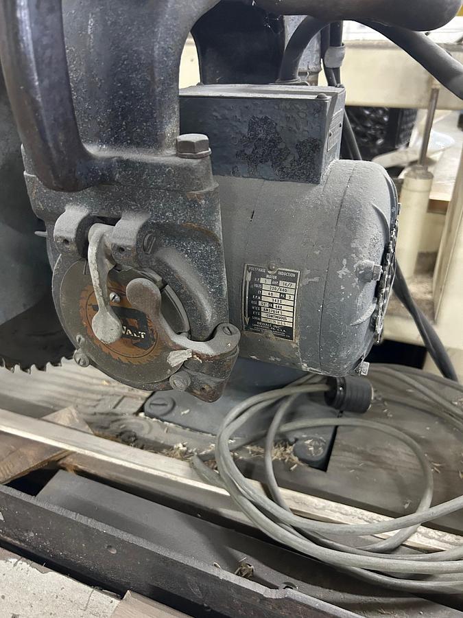 Used 8 SPINDLE X 24" X 86" CEMCO MULTI-HEAD GANG DRILL & BORING MACHINE