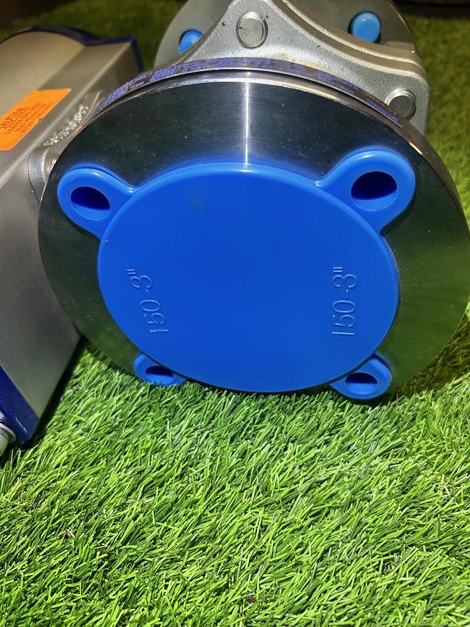 Used Ohio Valve Company OV125SR6H Pneumatic Actuator \& 150 PSI Valve Assembly (New)