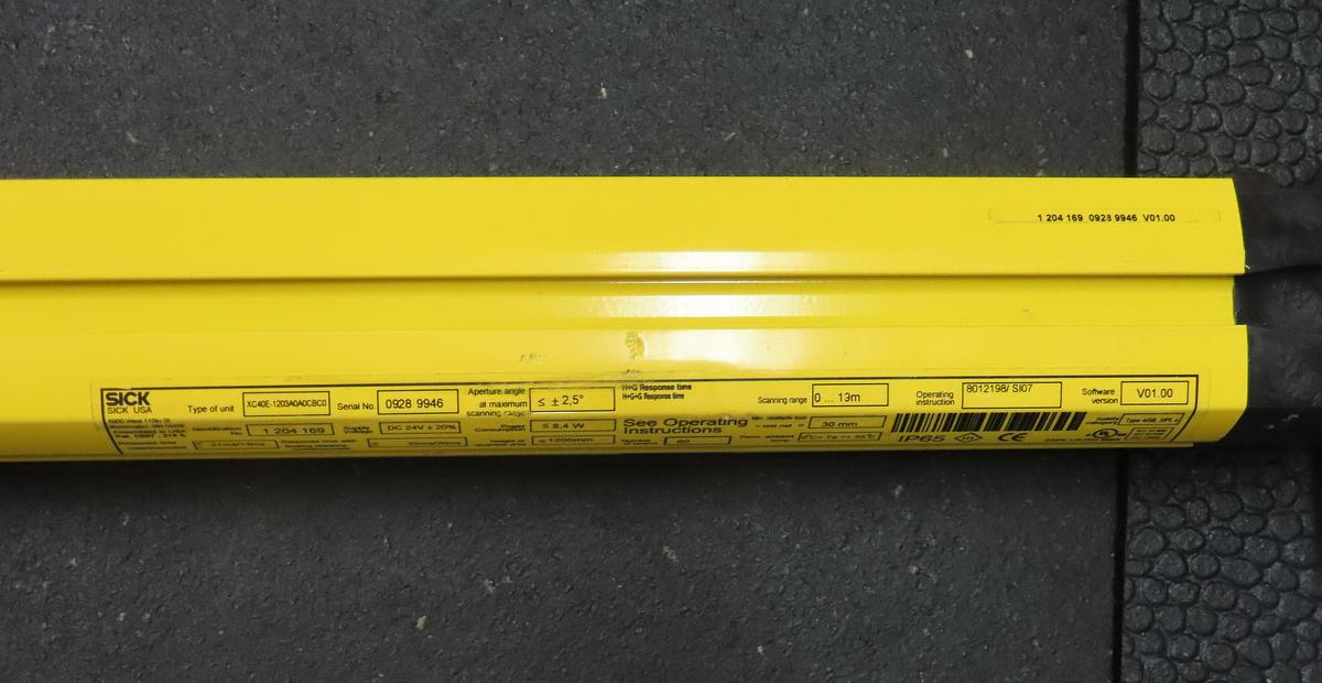 Used Sick XC40E-1203A0A0CBC0 & Sick XC40S-1203A0A00BA0 Light Curtains C4000