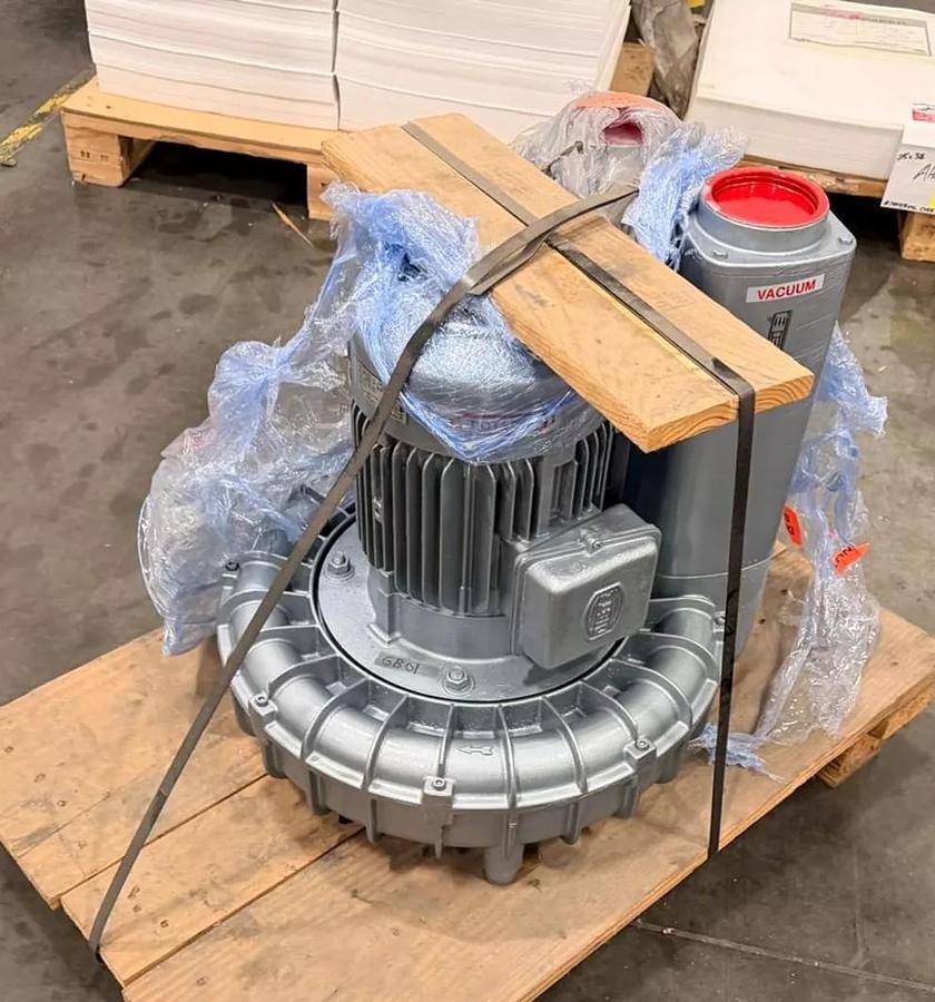 BECKER SV 5.490/1-01 REGENERATIVE BLOWER PUMP 