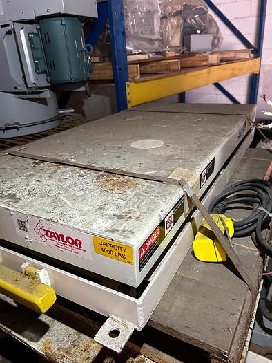 Used 4000lb. Capacity 4' x 2' Southworth Lift Table
