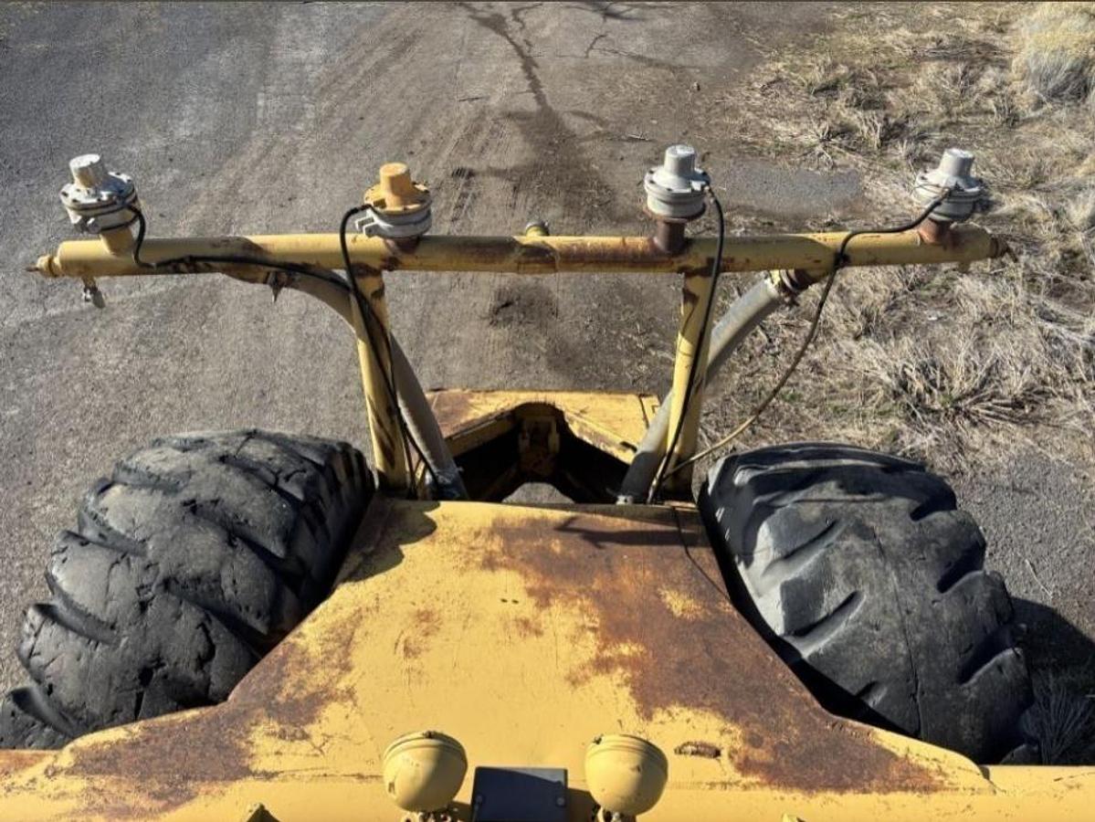 Used Caterpillar 631B Water Wagon