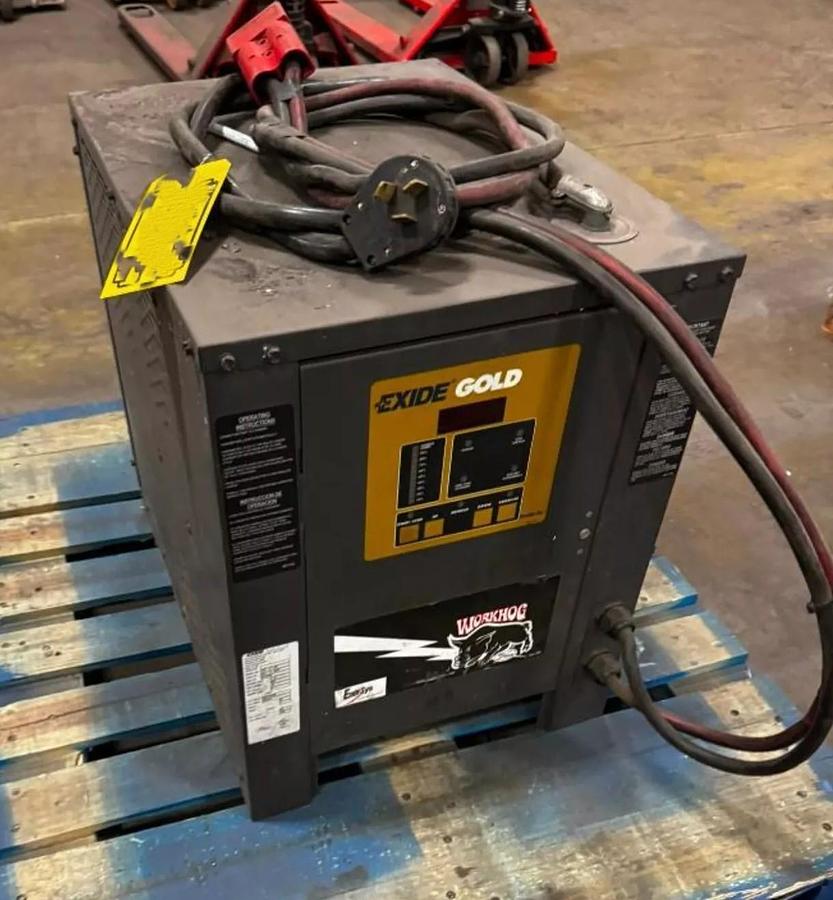 Used Exide Workhog Gold WG1-12-865 Battery Charger