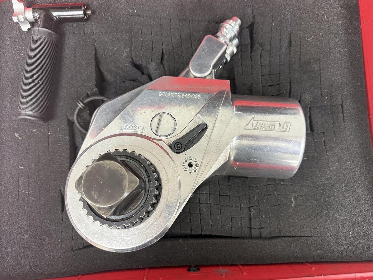 Used 1.5" HYTORC MODEL #AVANTI AV-10 HYDRAULIC TORQUE WRENCH