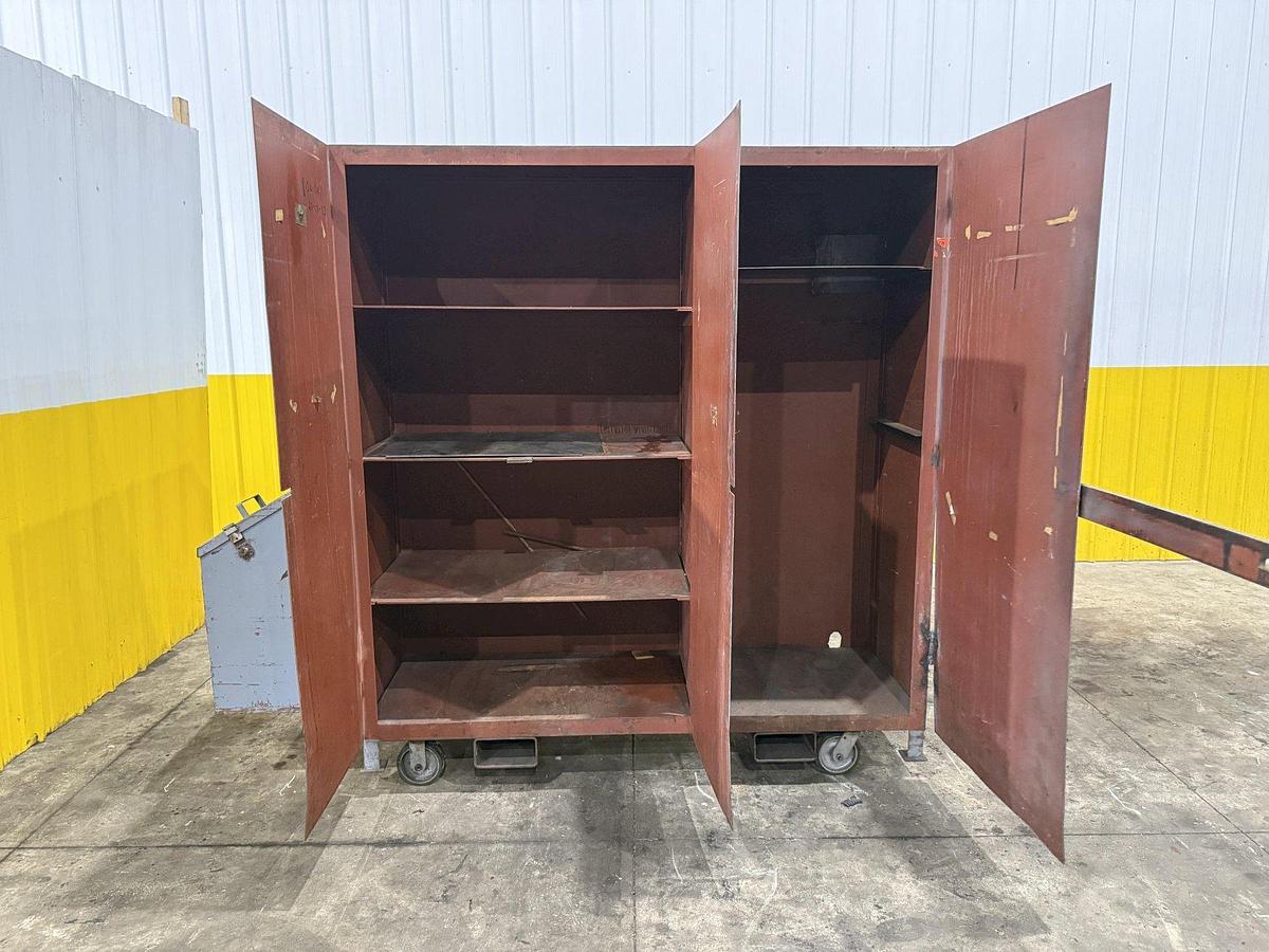 Used HEAVY DUTY ROLLING TOOL CABINET / STORAGE CART