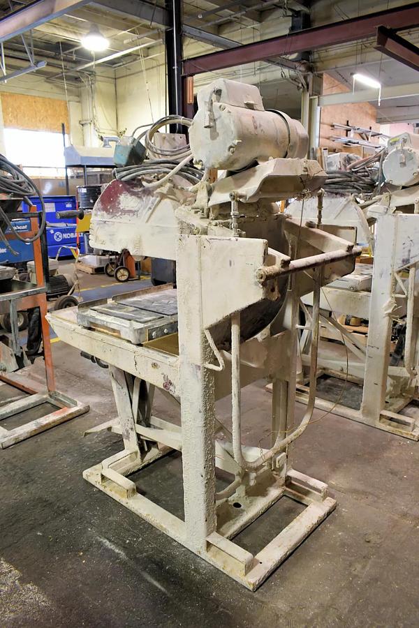 Used 7.5 HP MK Diamond Products  20" Wet Brick and Block Saw