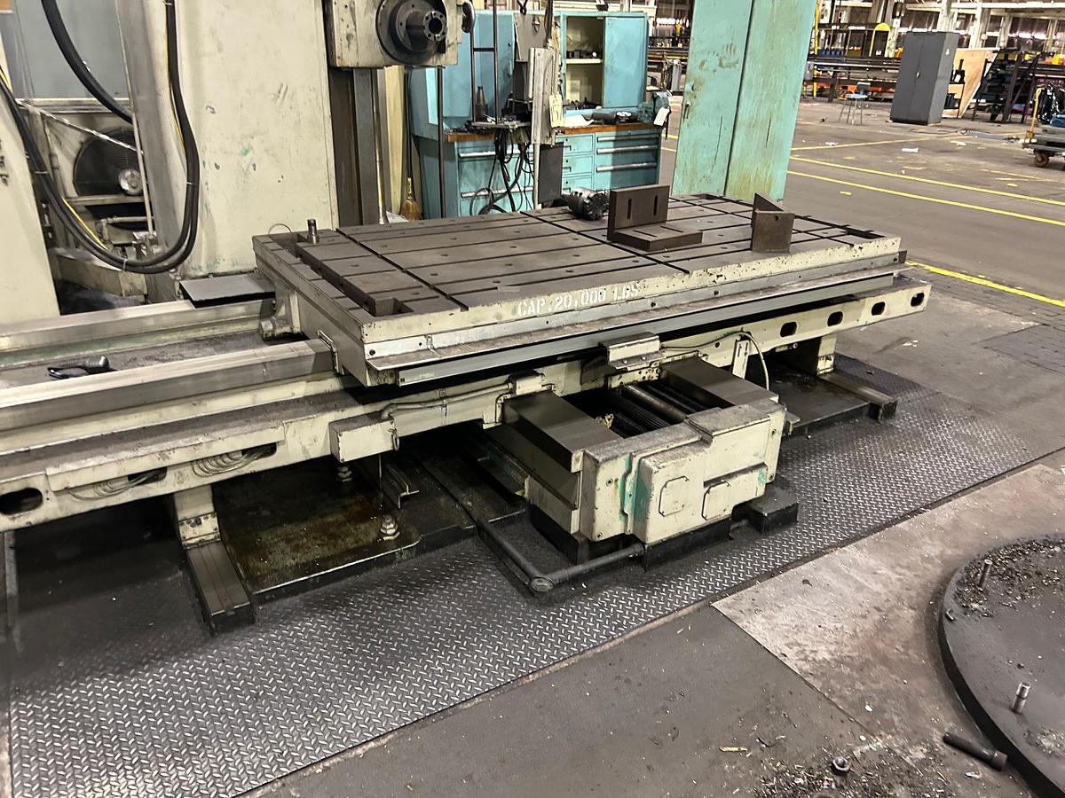 Used Giddings & Lewis Horizontal Table Type Boring Mill, Model: 65-E3 & E4-T 
