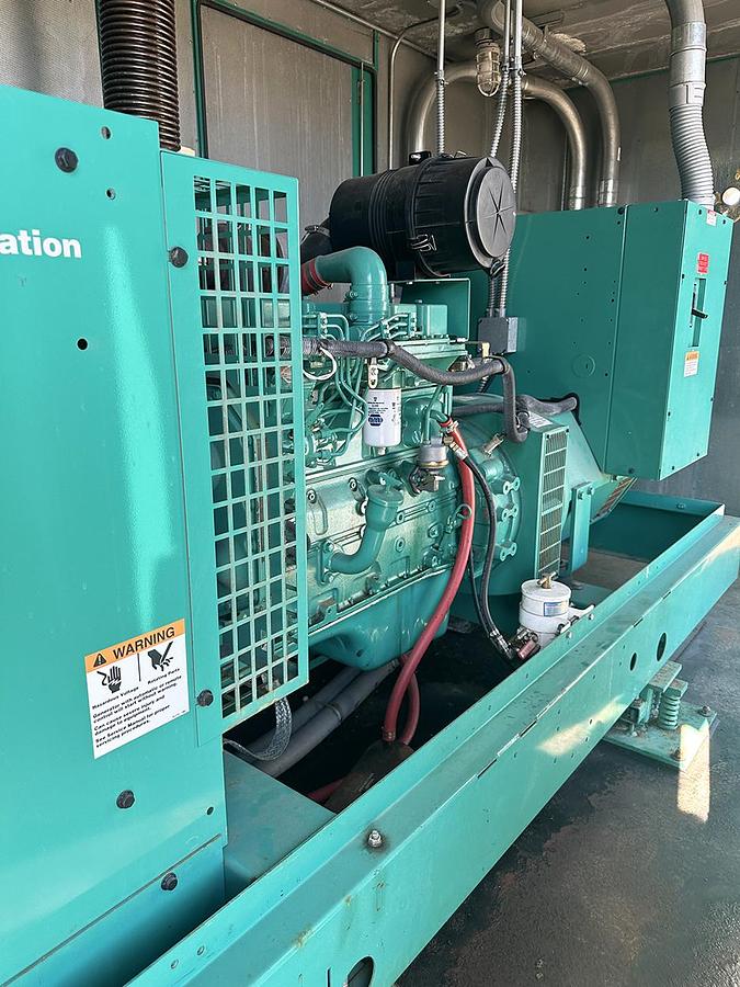 Used Cummins Power Generation Automatic Transfer Switch (ATS), Model: OTPCC-5631919