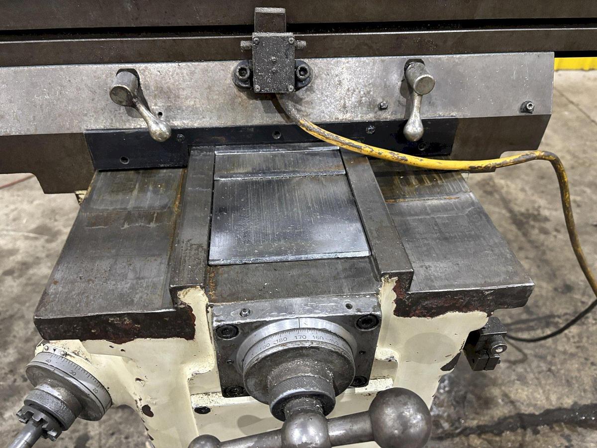 Used 3 HP ACER MODEL #3VKH RAM TYPE VERTICAL MILL W/ DIGITAL READ OUT