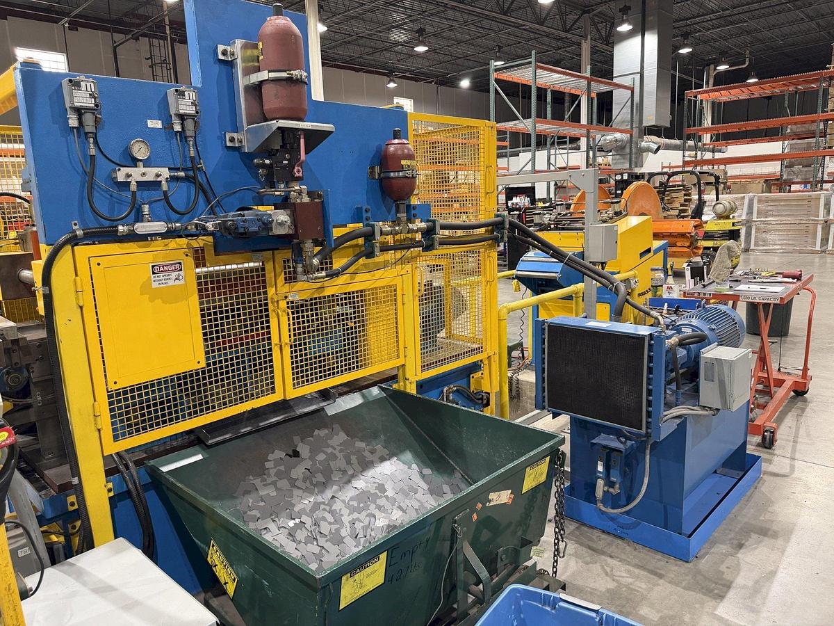 Used 30 STAND X 1.5" RLM (NEW 2003) ROLLFORMER LINE TOOLED FOR GUTTER , 20" ROLL SPACE: