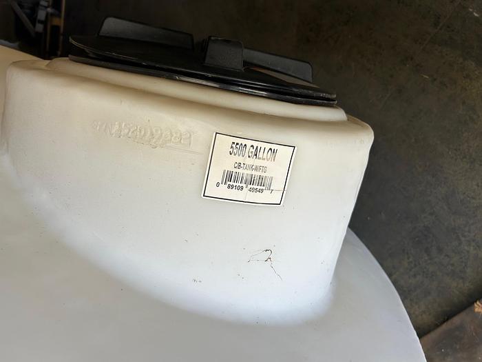 Used 5500 Gallon Plastic RO Tank, C/B-Tank-WFTG, on stand