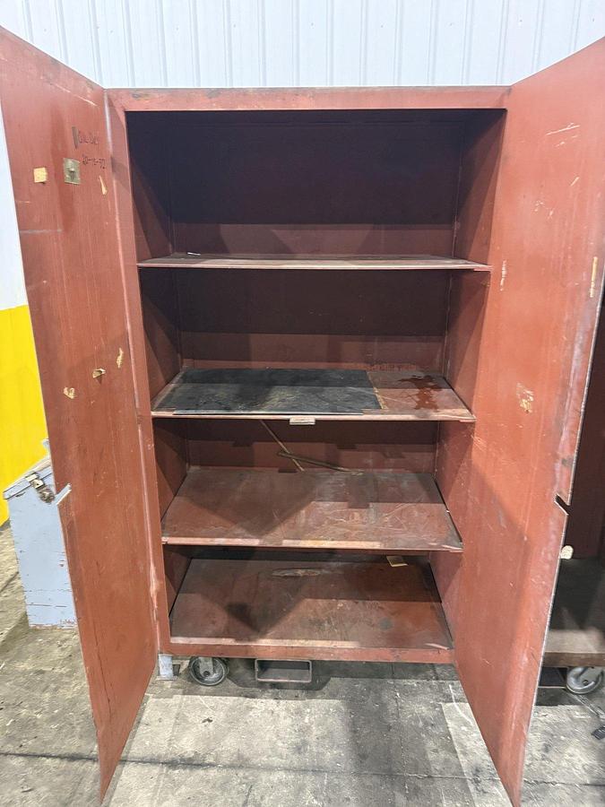 Used HEAVY DUTY ROLLING TOOL CABINET / STORAGE CART