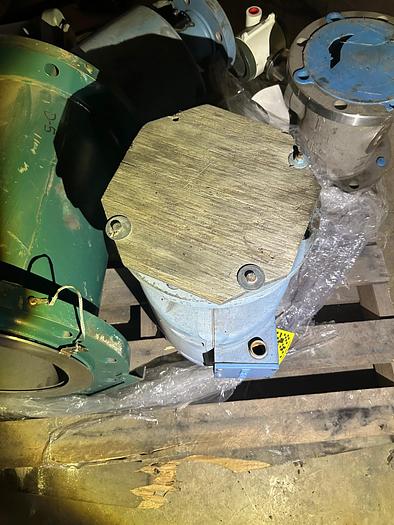 Used ROSEMOUNT MODEL 8701 TSA060S1G1 MAGNETIC FLOWTUBE