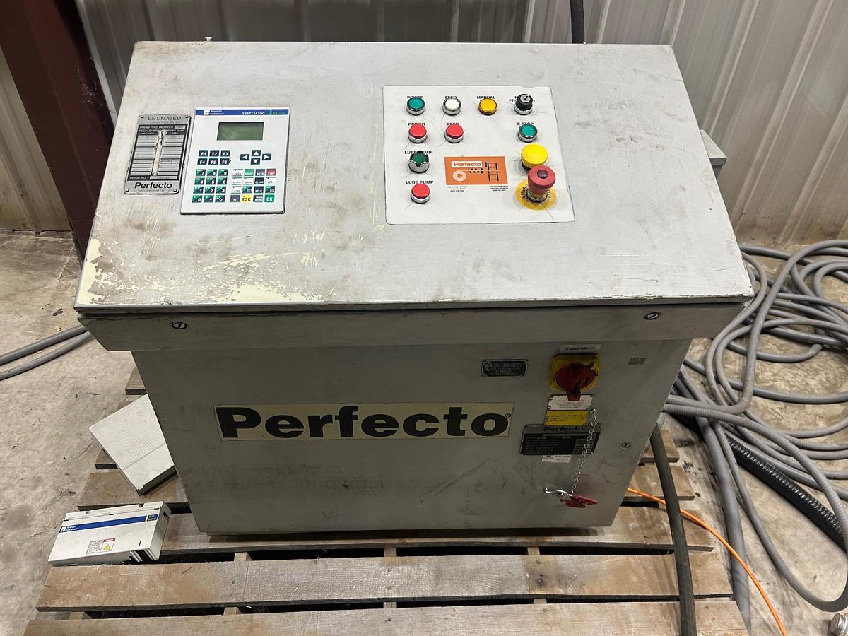 Used 30000 lb. Perfecto #RS30-7272 / 55-72-7, coil feed line, 72" W x .218" stock, 72" OD, 19"-24" ID