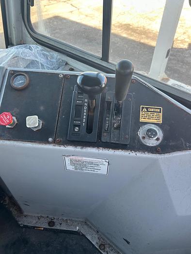 Used 2012 Kalmar Ottawa 4 x 2 Spotting Truck