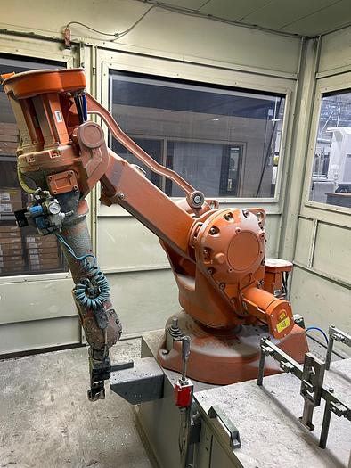 Used 2004 Pinnacle Technologies, Inc. ABB Robotic Polishing Cell
