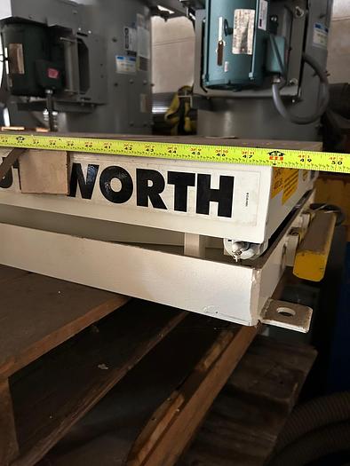 Used 4000lb. Capacity 4' x 2' Southworth Lift Table