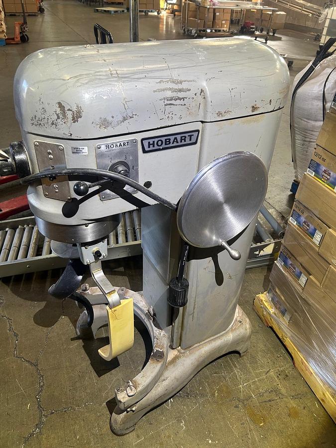 Used 60 Quart Hobart H 600 Mixer