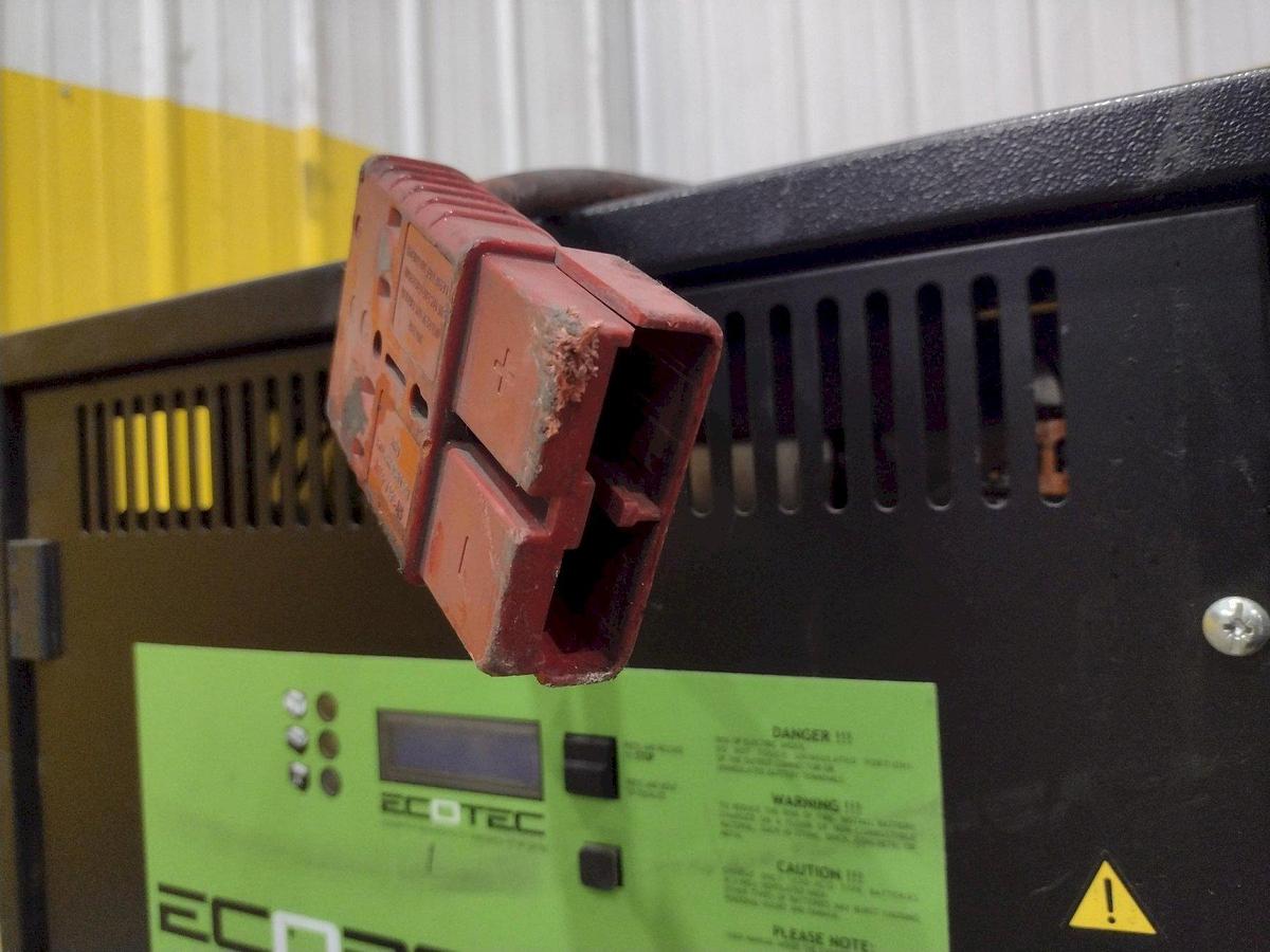 Used 24-Volt Ecotec Model: EcoPoint 24V160A Battery Charger