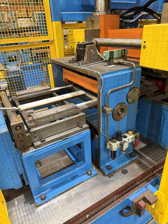 Used 30 STAND X 1.5" RLM (NEW 2003) ROLLFORMER LINE TOOLED FOR GUTTER , 20" ROLL SPACE: