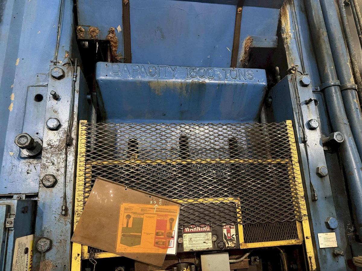 Used 1500 TON BLISS #29 KNUCKLE JOINT PRESS 