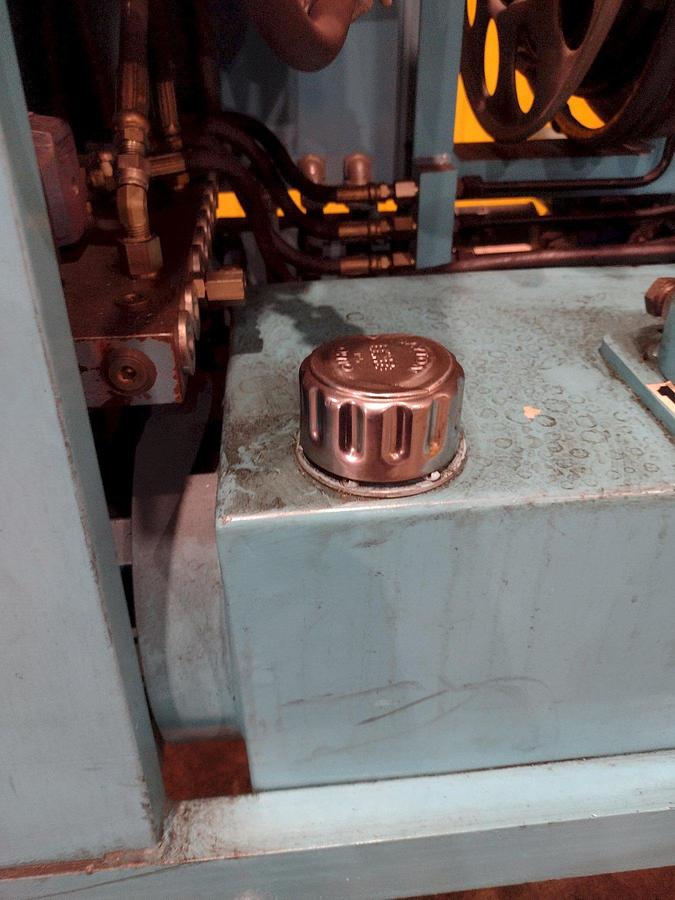 Used 40 TON MODERN HYDRAULICS 4 CYLINDER PORTABLE HYDRAULIC DIE SETTING & SEPARATING SYSTEM