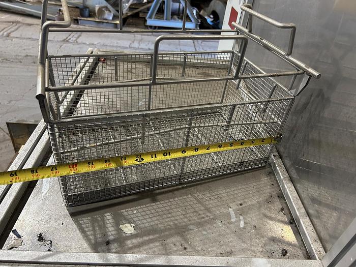 Used 2018 FINNSONIC MODEL AUTOMATIC MULTI-STAGE ULTRASONIC PARTS WASHER VERSA GENIUS 50/IV HD VD TD35