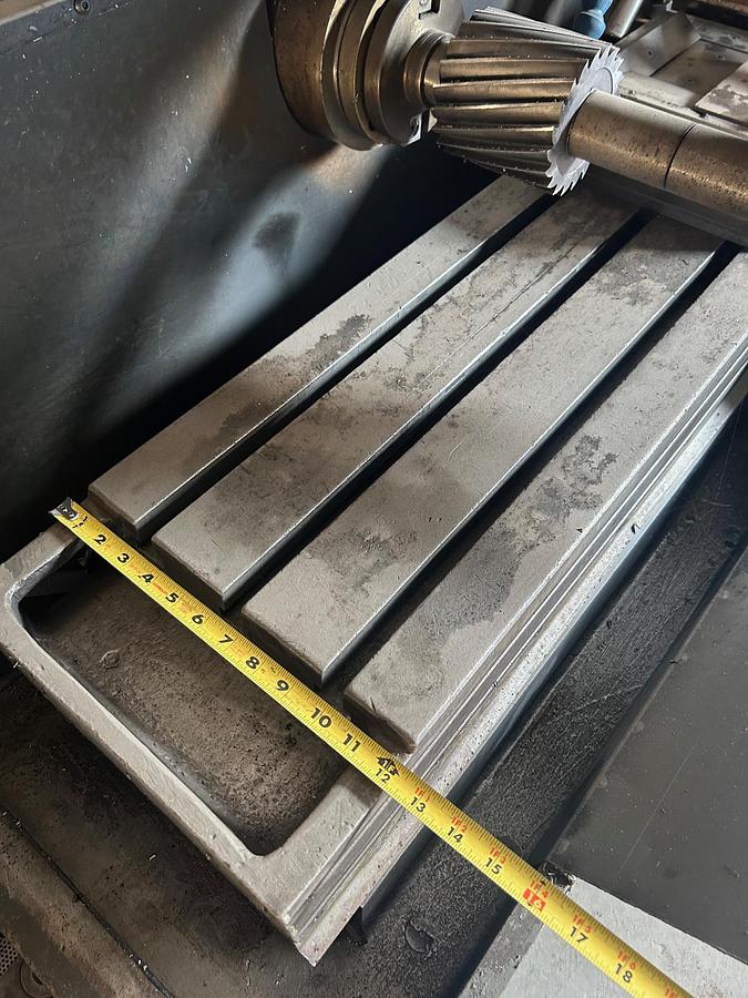 Used CINCINNATI-MILACRON "POWERMATIC 100" HORIZONTAL-SPINDLE PRODUCTION MILL