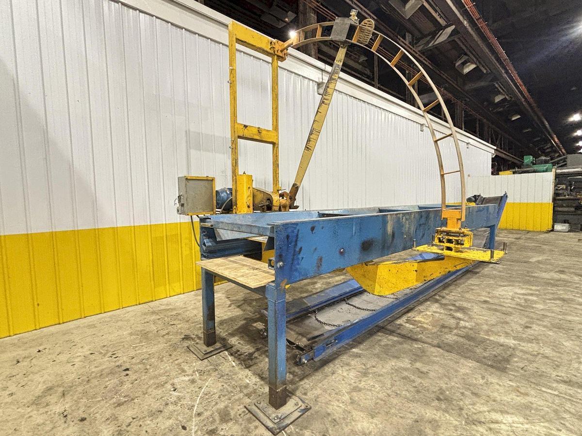 Used 15 HP L&M EQUIPMENT MODEL #HMPC-7-24 CROSS CUT BUNDLE TRAVELING ARCH WOOD BUNDLE SAW WITH CONVEYOR