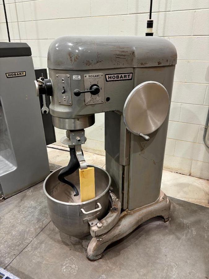 Used 60 Quart Hobart H 600 Mixer