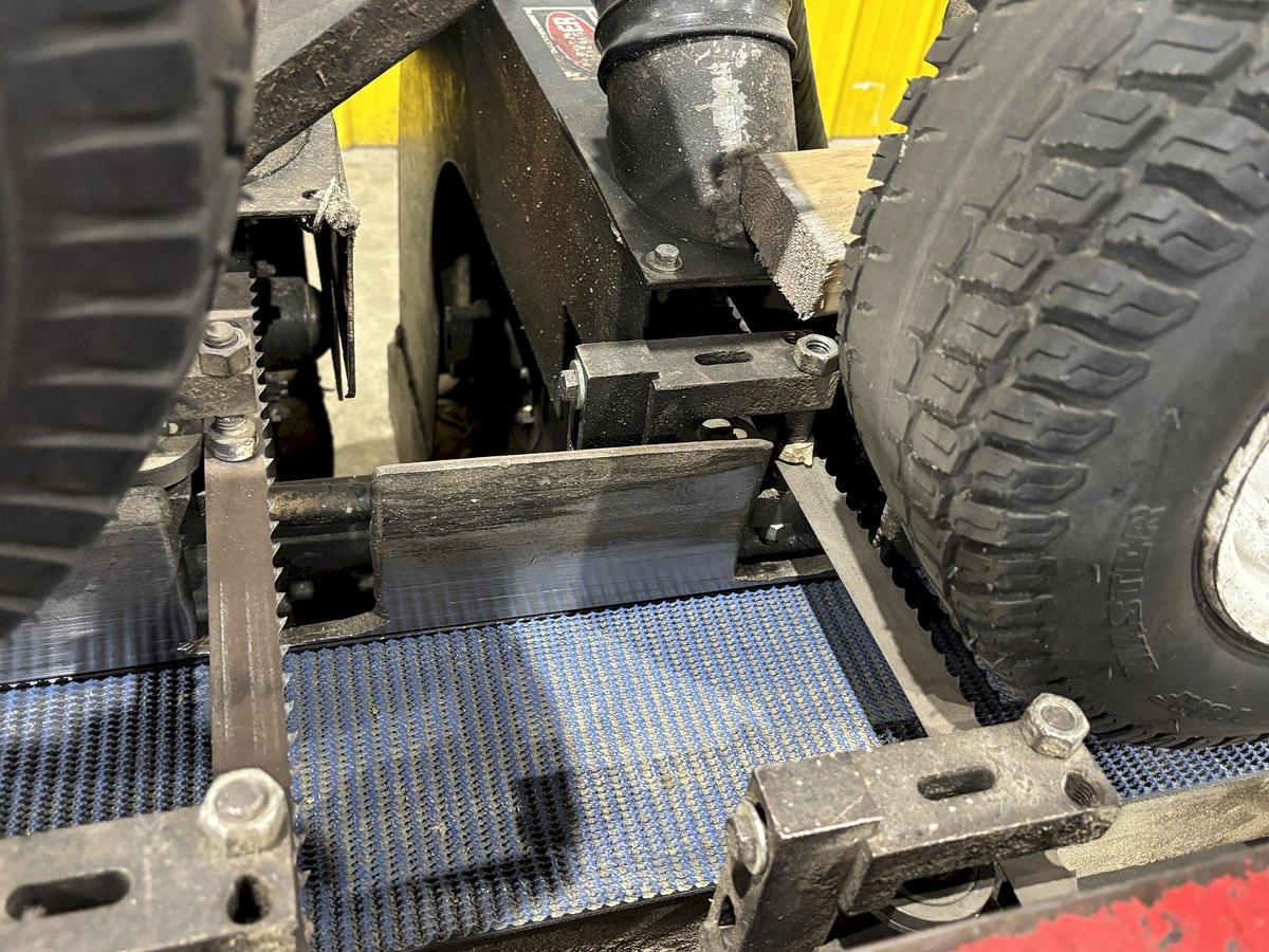 Used Morgan Multi-Head Re-Saw Pallet Making Saw