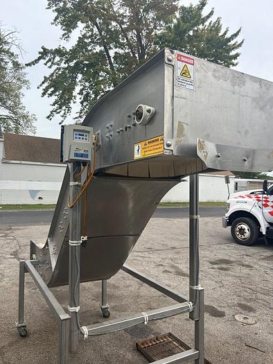 Used INCLINE CLEATED BELT CONVEYOR, STAINLESS STEEL, 24’’ WIDE X 120’’ LONG