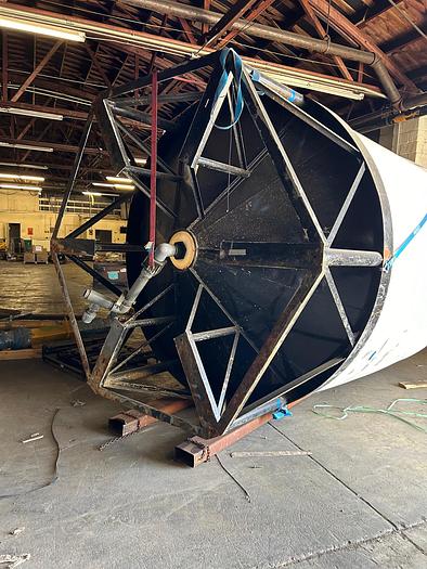 Used 5500 Gallon Plastic RO Tank, C/B-Tank-WFTG, on stand