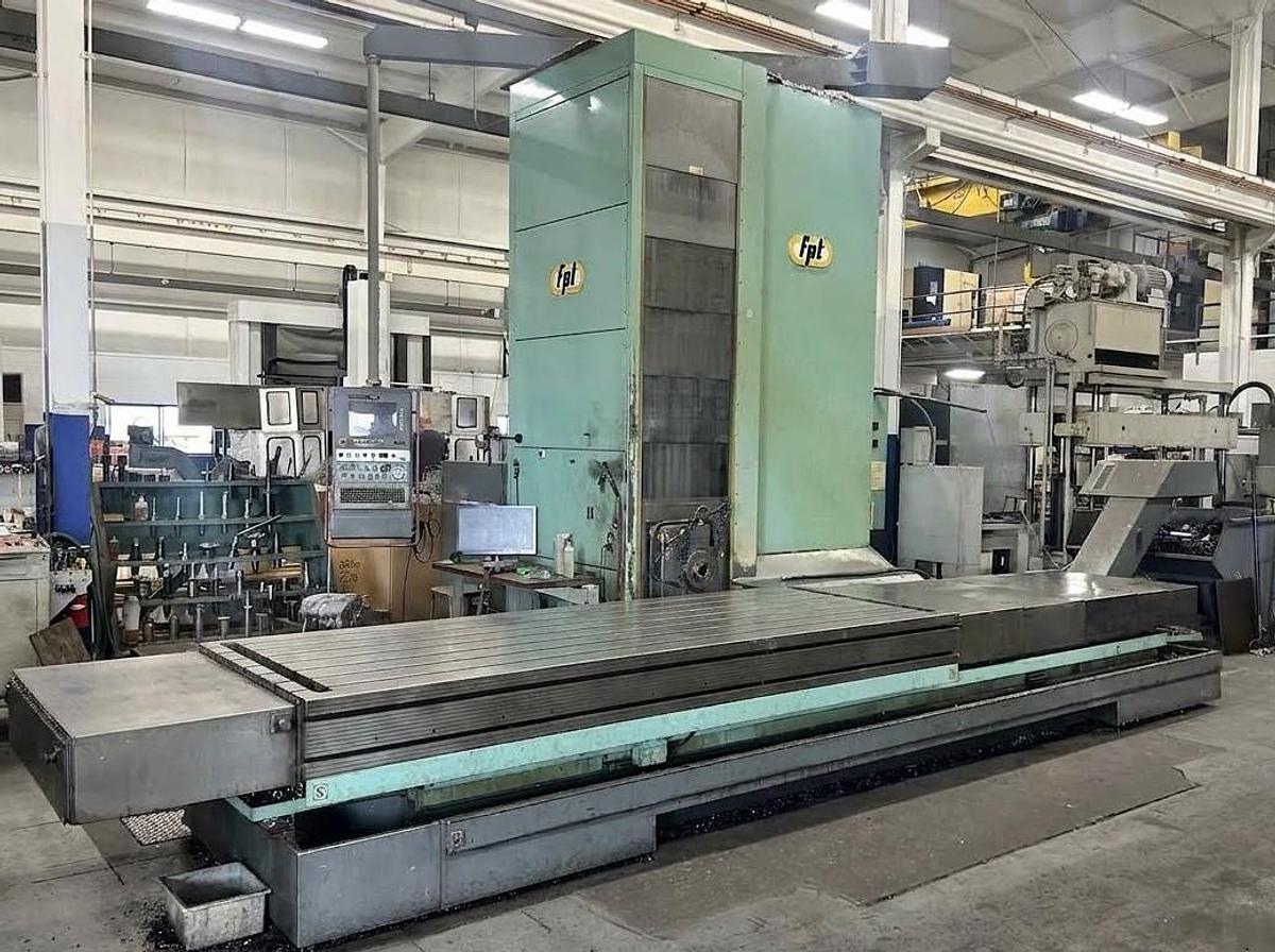 Used Auction Title: Auction of the Assets of Phoenix Mold & Engineering & Other CNC Machines