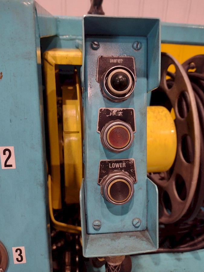 Used 40 TON MODERN HYDRAULICS 4 CYLINDER PORTABLE HYDRAULIC DIE SETTING & SEPARATING SYSTEM