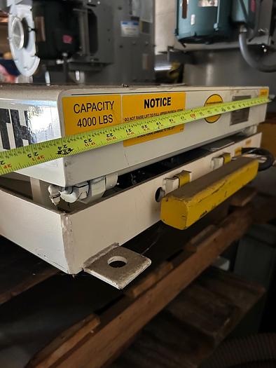 Used 4000lb. Capacity 4' x 2' Southworth Lift Table